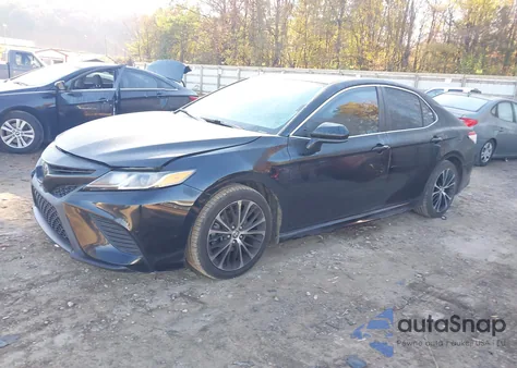 2020 Toyota Camry Se z USA, uszkodzony, nr VIN 4T1G11AK4LU958794